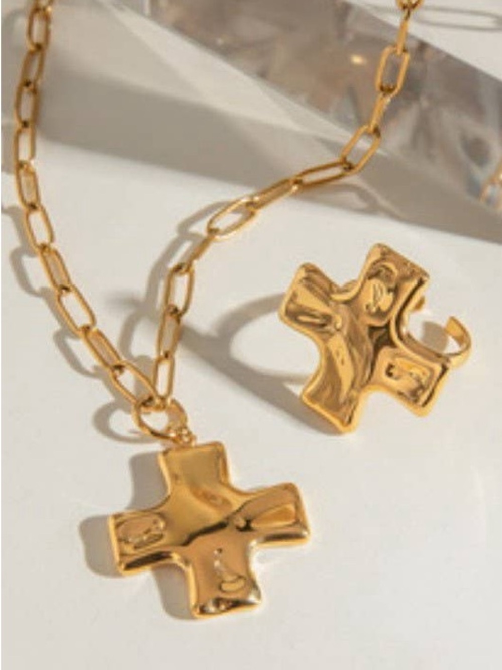 Water Proof Tarnish Free Gold Cross Pendant Necklace - Women's Fashion Jewelry